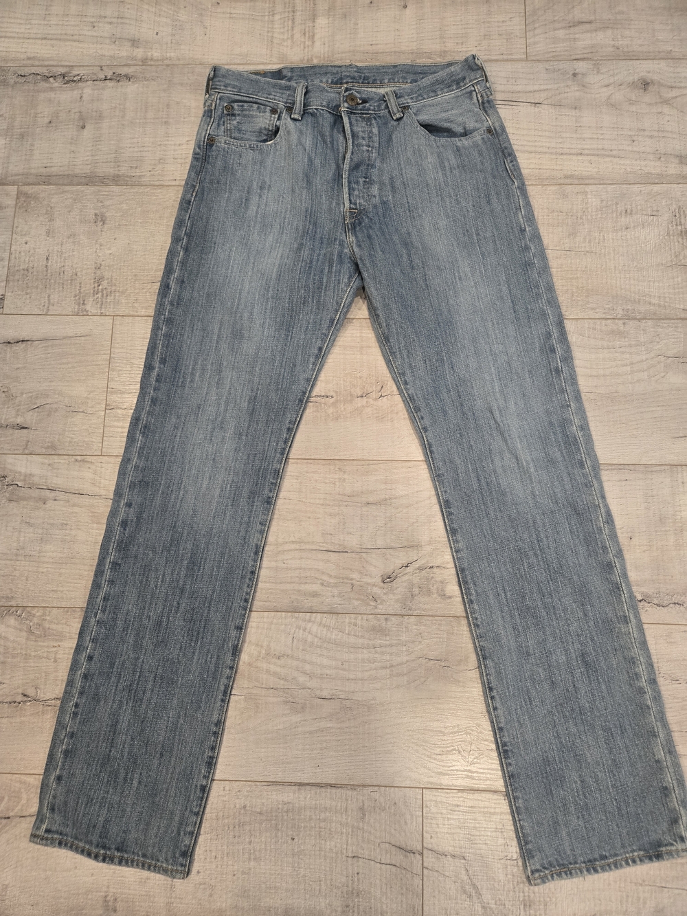 Levi's Light Wash Straight-Leg Men's Button Fly Jeans Size 30